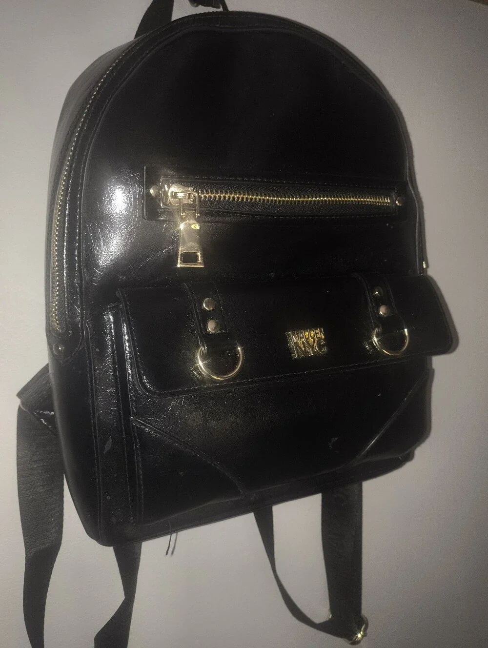 N.Y. Back Pack.